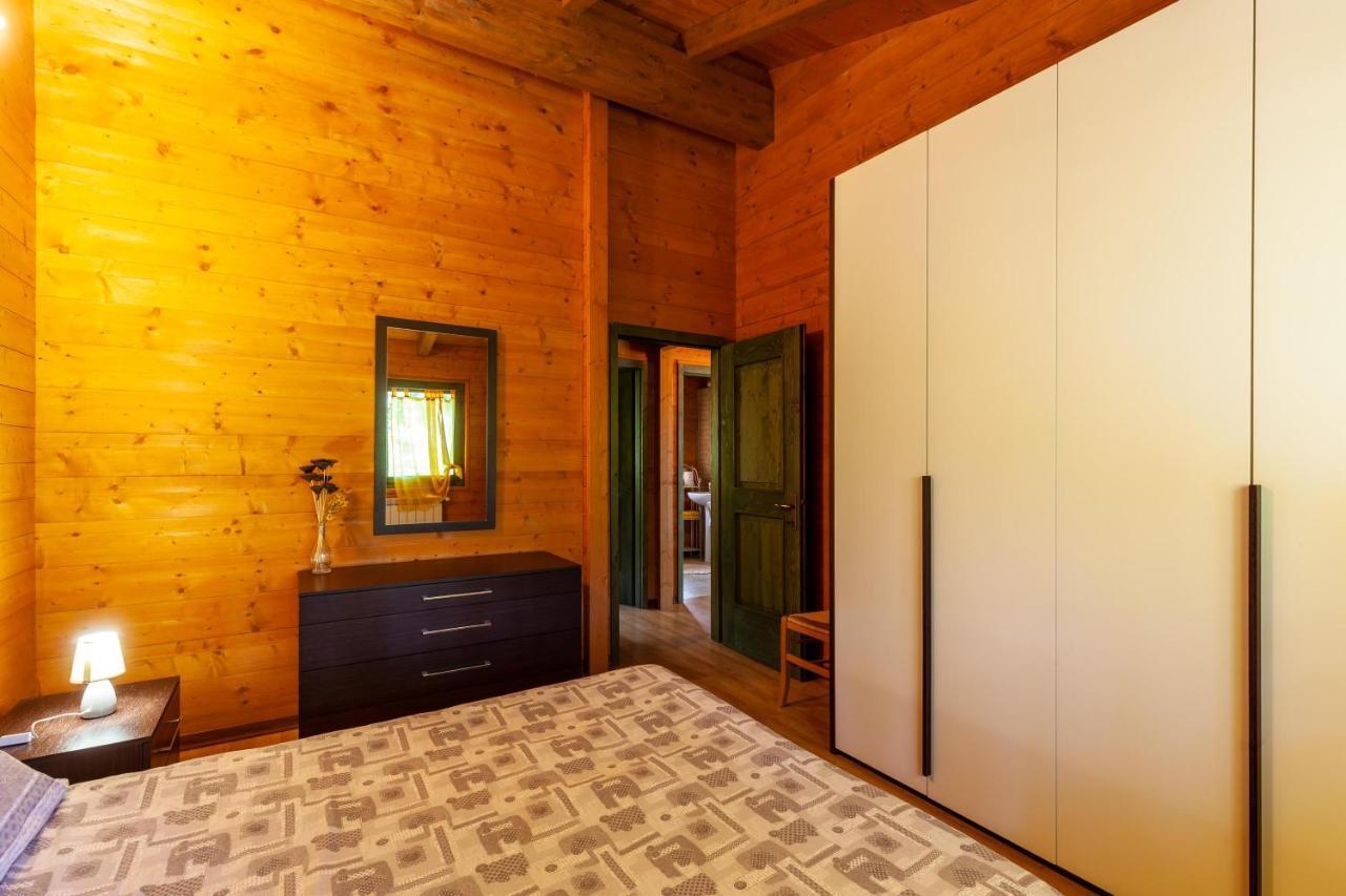 Villaggio Anemone Chalet Fragolina Capanne di Sillano Екстериор снимка